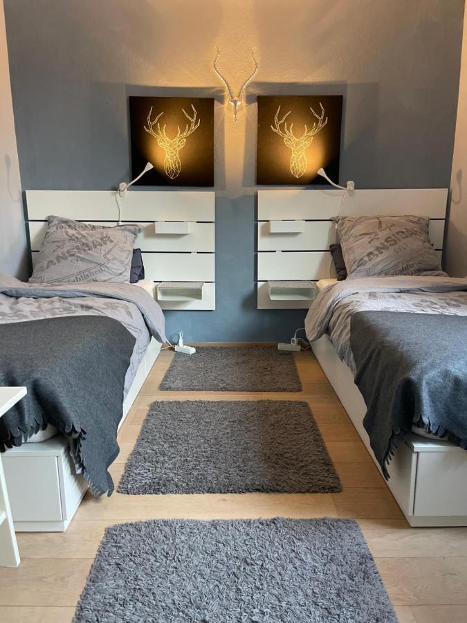 Appartment 53Qm Im Architektenhaus - 2 Schlafzimmer Mit Kueche Und Bad, Nur 2Min Von A8 - Ruhig Und Modern Irschenberg Exteriér fotografie